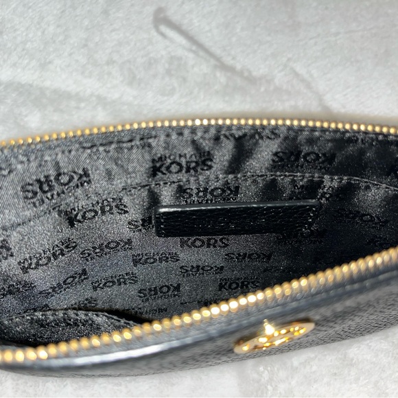 Michael Kors Wristlet - Picture 3 of 3